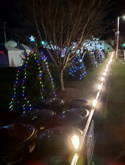 ab-outdoor-lighting-fence-top-13-dec-2025_400